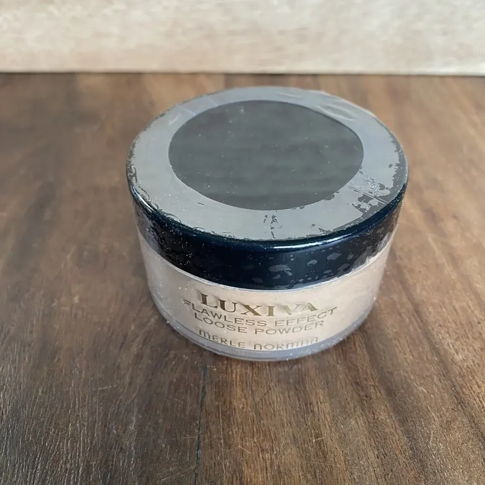New Merle Norman Luxiva Lawless Effect Loose Powder 1 oz Almost Tan 04656